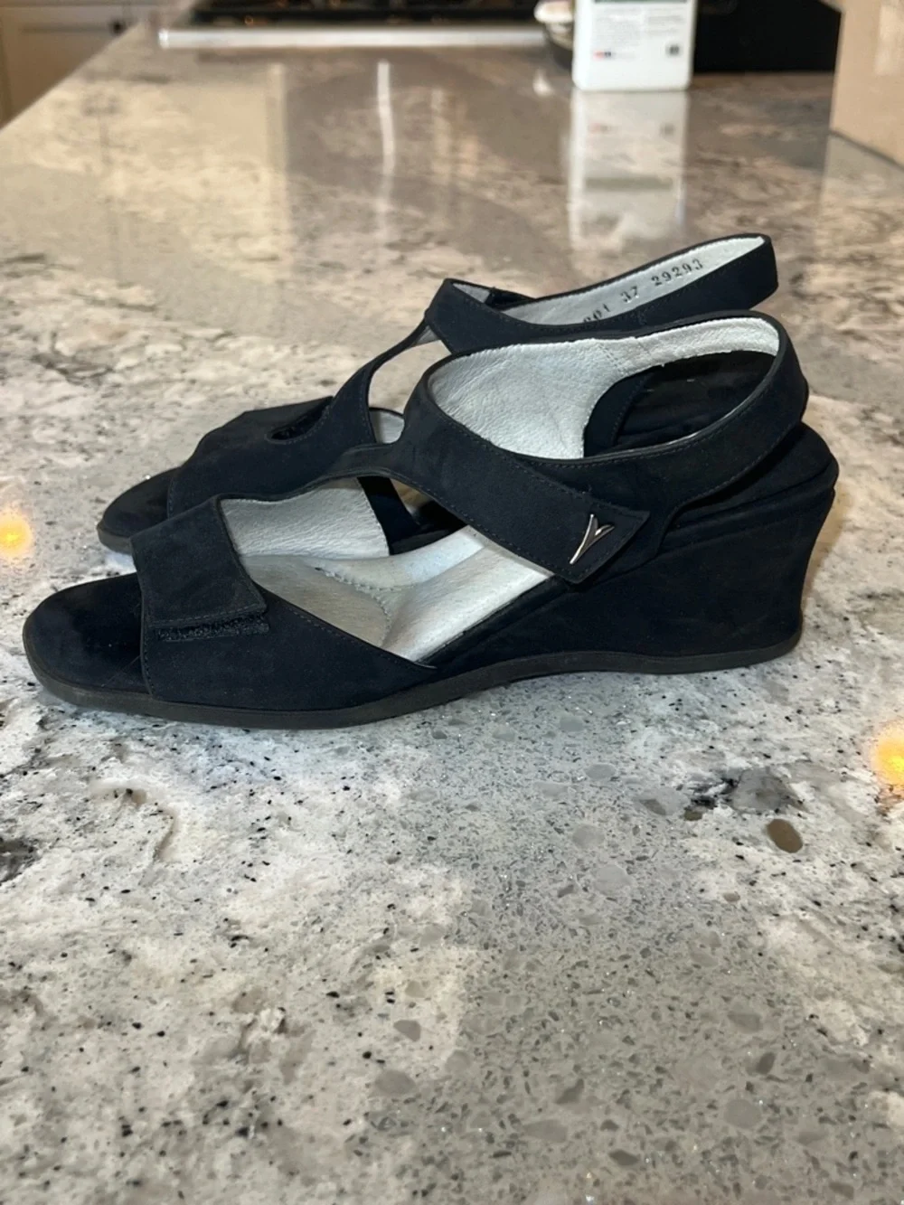 BeautiFeel Carmen Black Nubuck Leather Wedge Sandals Size 37 (US 6.5) EUC